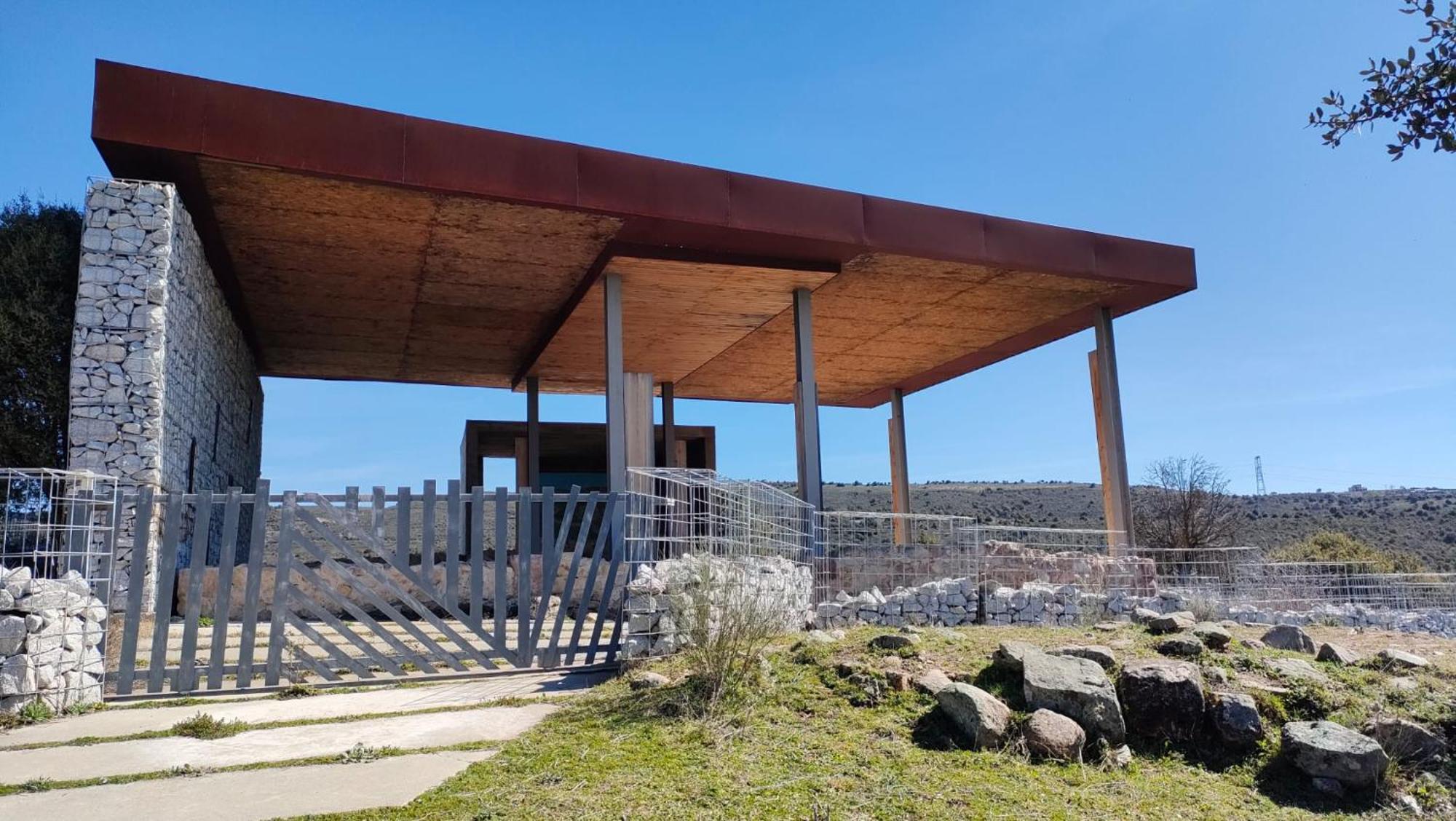 Alojamiento Antigua Casa De Telefonos El Berrueco Bagian luar foto
