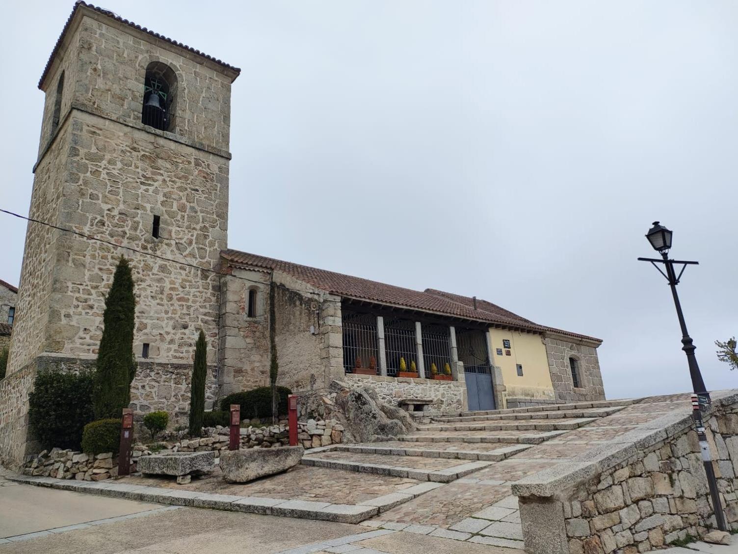 Alojamiento Antigua Casa De Telefonos El Berrueco Bagian luar foto