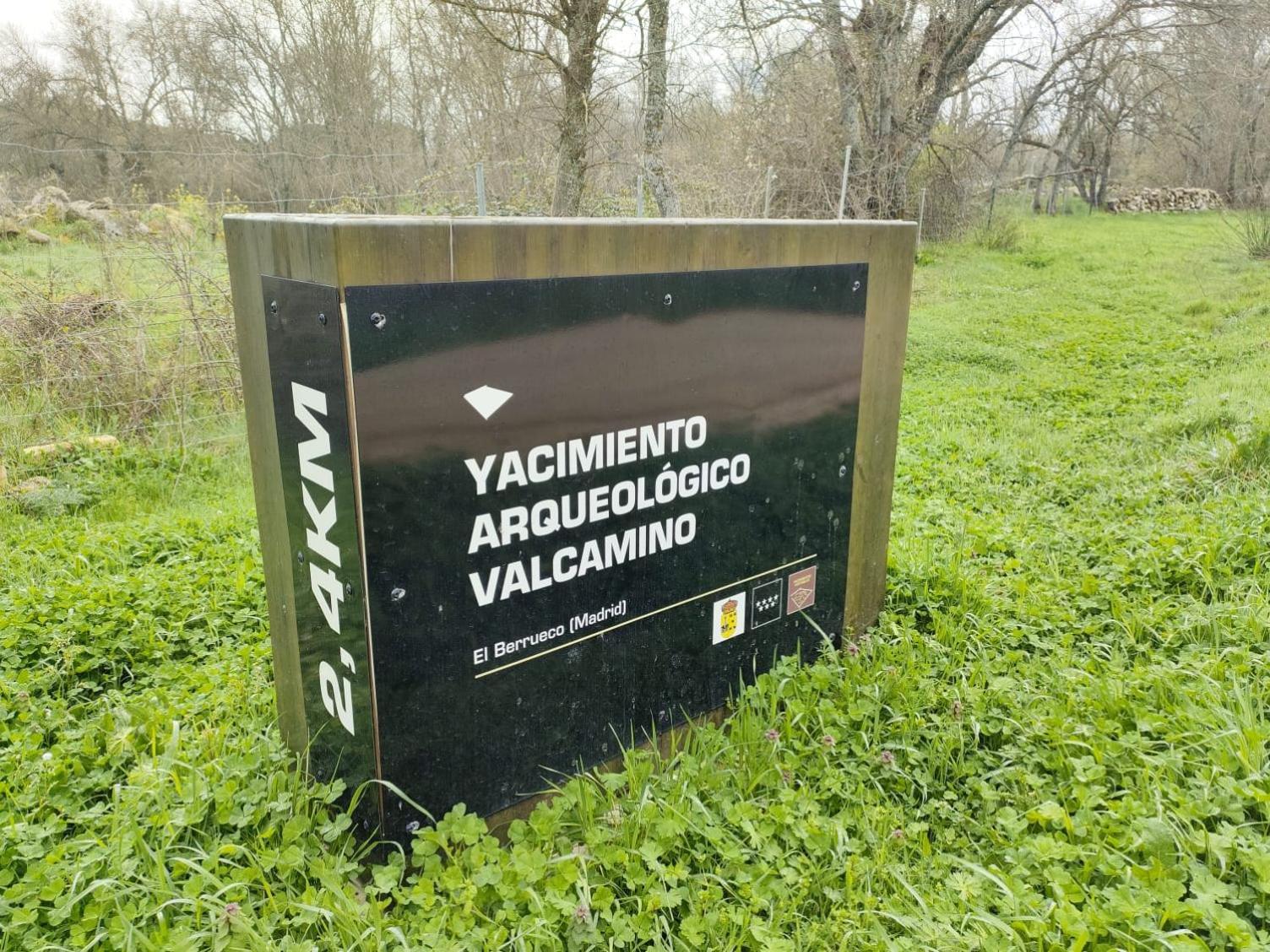 Alojamiento Antigua Casa De Telefonos El Berrueco Bagian luar foto